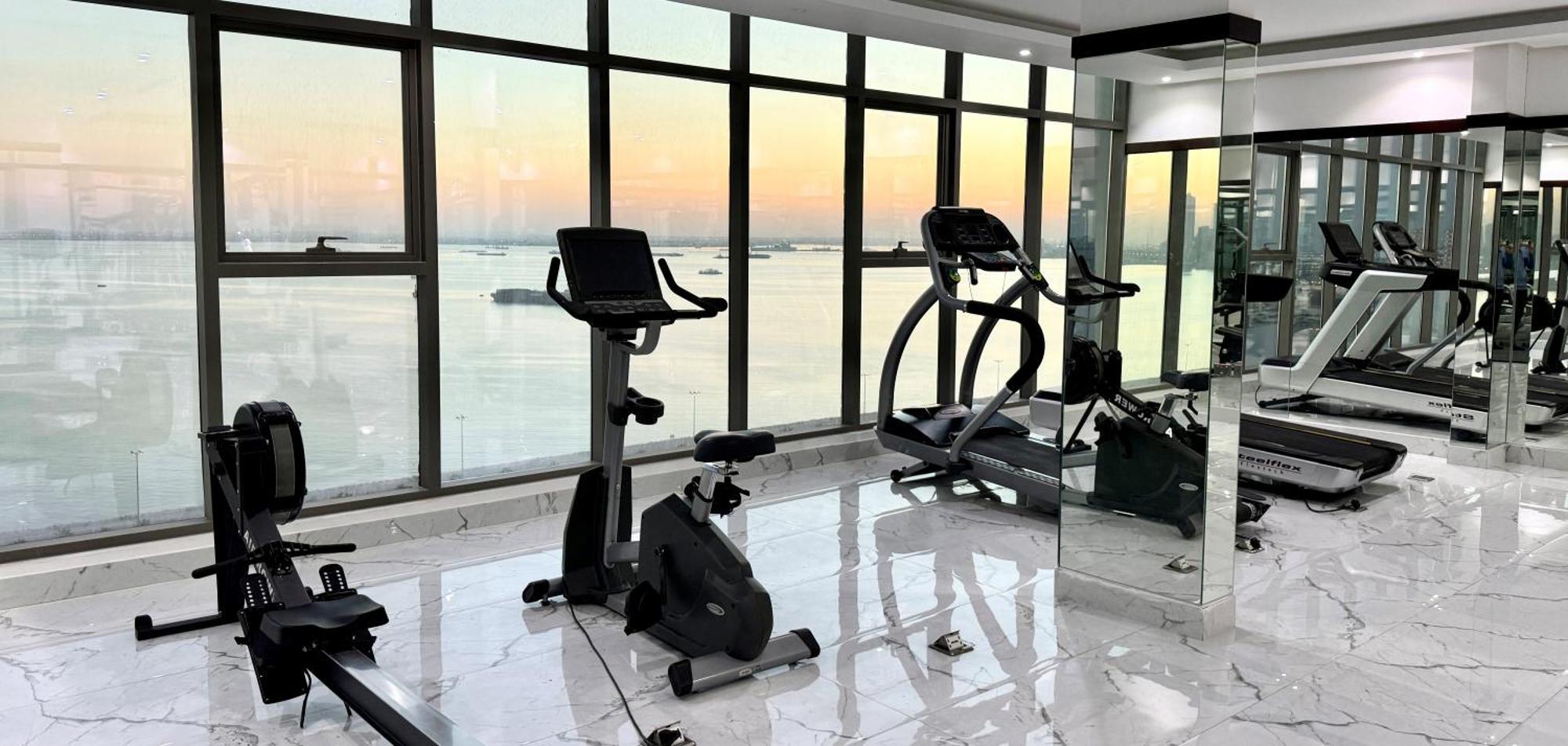 Al Safwa One Apartment Al Hidd Exterior photo